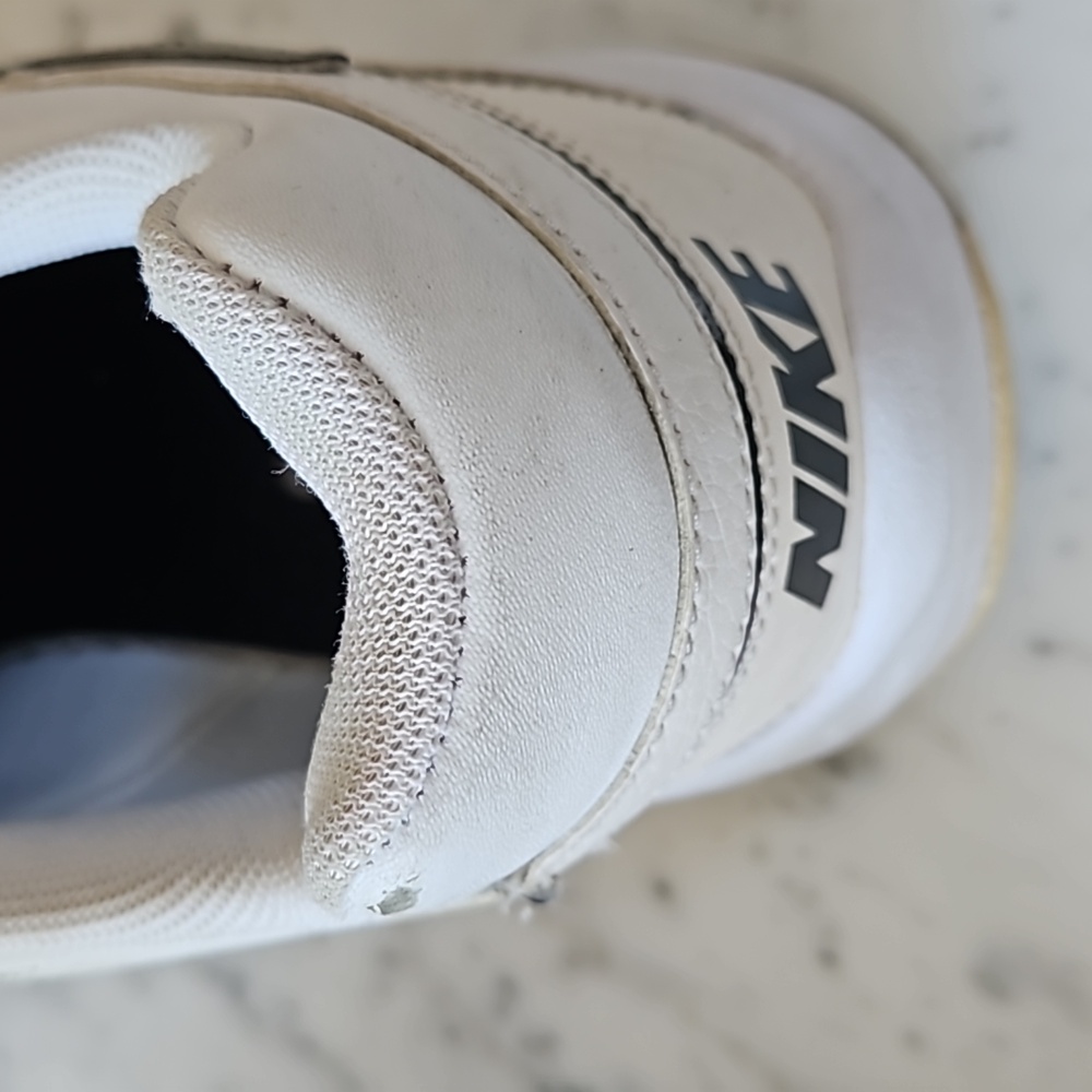 Nike Men's White City Court Leather Tennis Shoes 9.5 - Picture 6 of 9